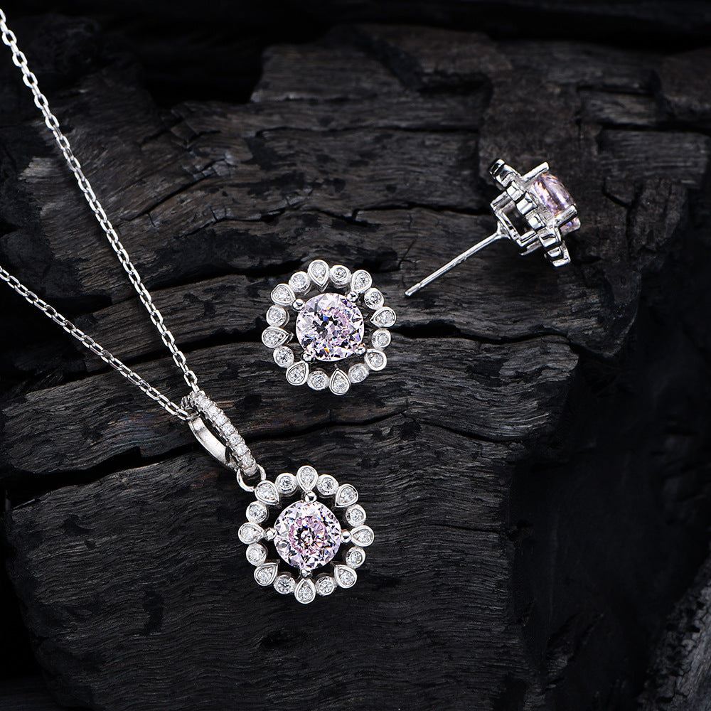 Luxury jewellery silver, gold, diamond necklace, bracelet, earrings