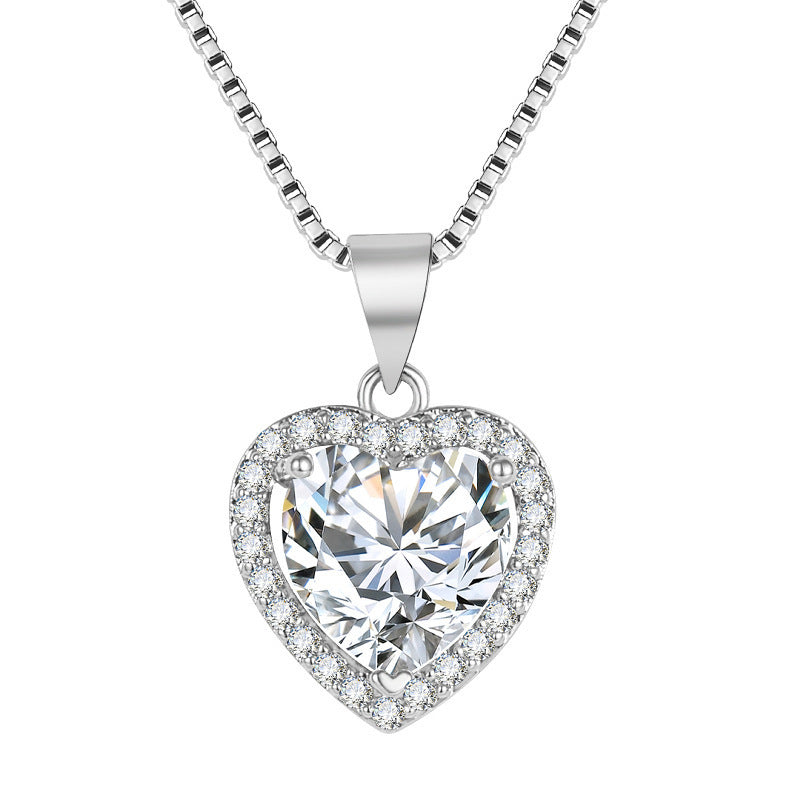 White Diamond Imitation Moissanite Heart Pendant Necklace Fashion Collarbone Necklace Jewellery Gift For Girlfriend